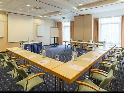 Ramada By Wyndham Hannover Messe Laatzen 3*,  Almanya