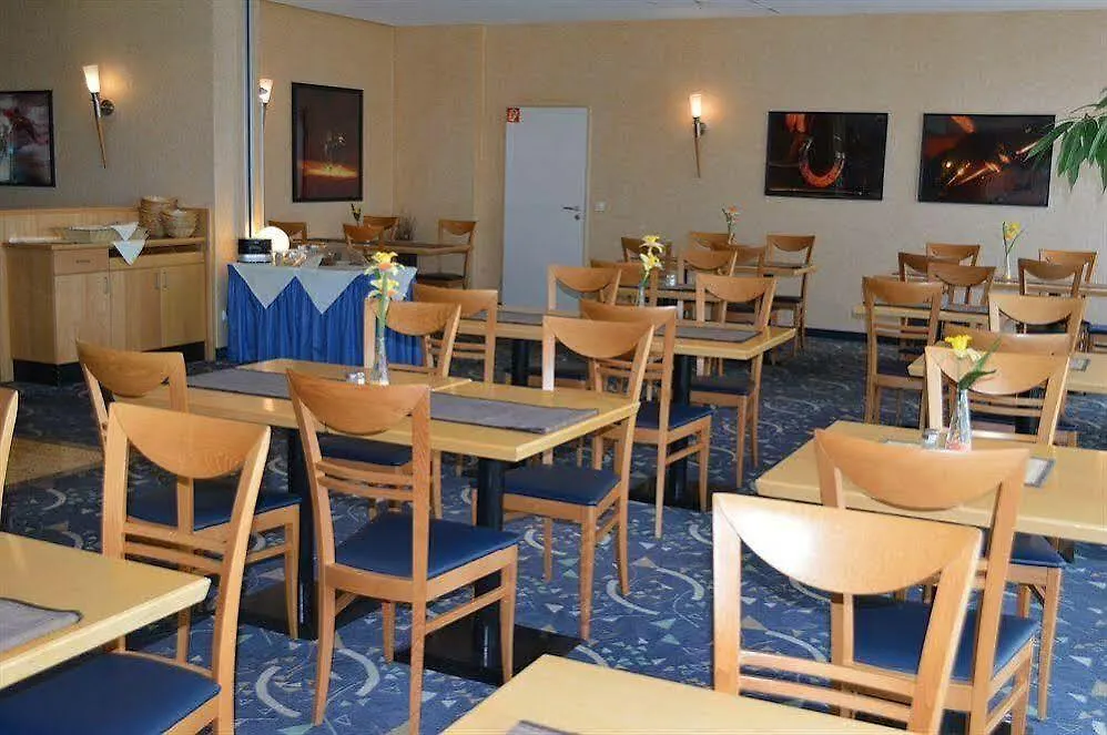 *** Otel Ramada By Wyndham Hannover Messe Laatzen Almanya